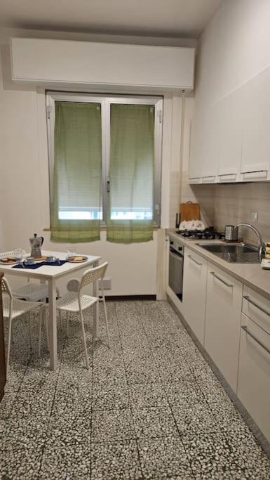 Monticelli Apt - 6 Posti Letto Флоренція Екстер'єр фото